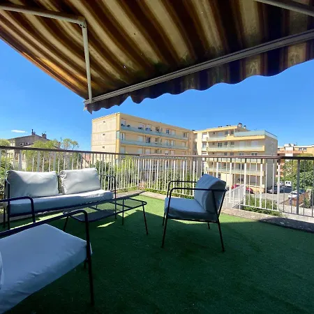 Les Terrasses D'iena - 2 Avec Parking Prive *