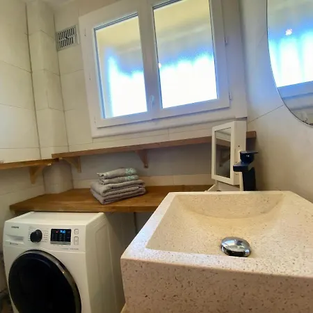 Les Terrasses D'iena - 2 Avec Parking Prive Lejlighed *