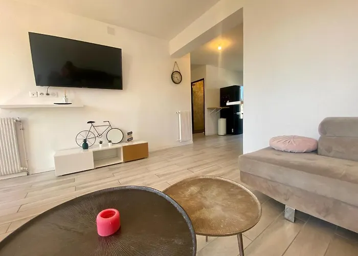 Les Terrasses D'iena - 2 Avec Parking Prive