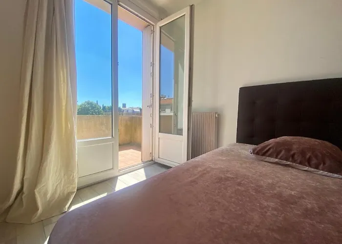 Les Terrasses D'iena - 2 Avec Parking Prive Daire